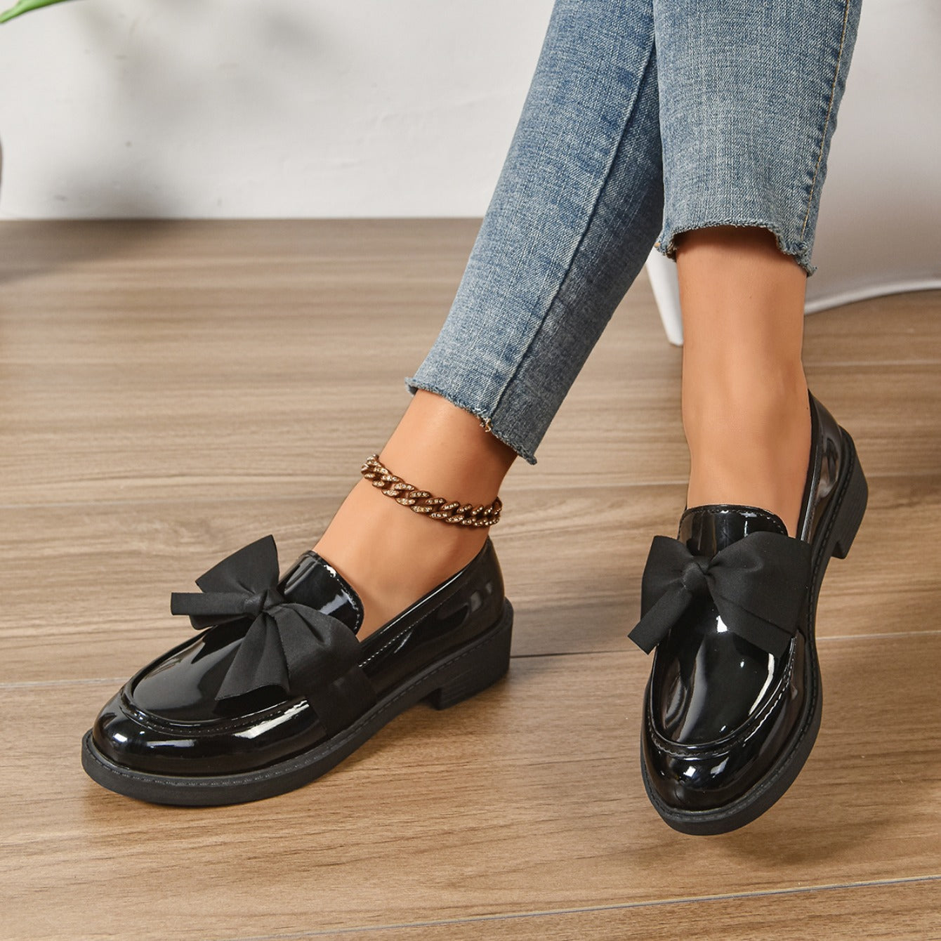 Camila | Bow Loafers