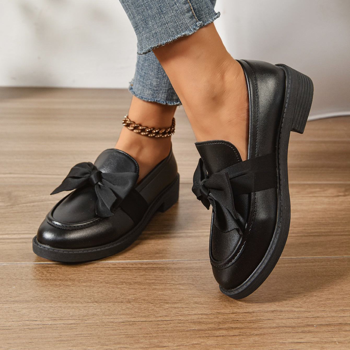 Camila | Bow Loafers