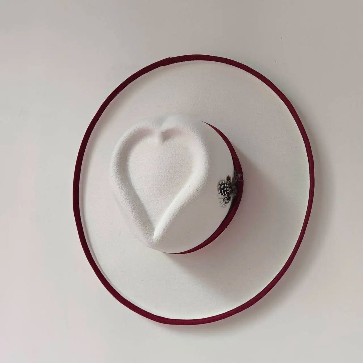 Cassian | Heart-Crown Feather Fedora