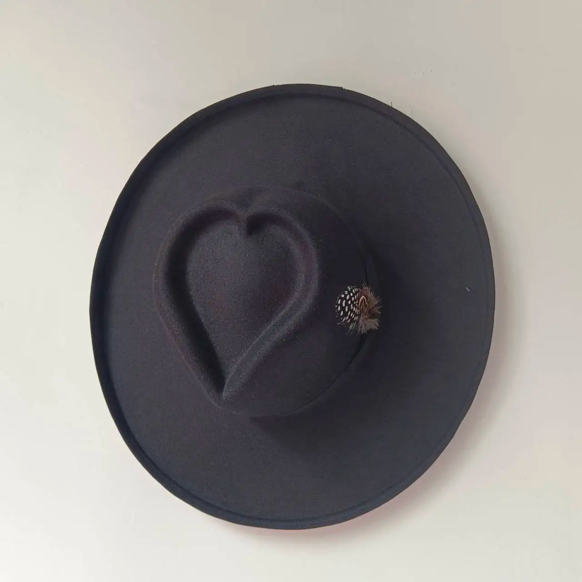 Cassian | Heart-Crown Feather Fedora