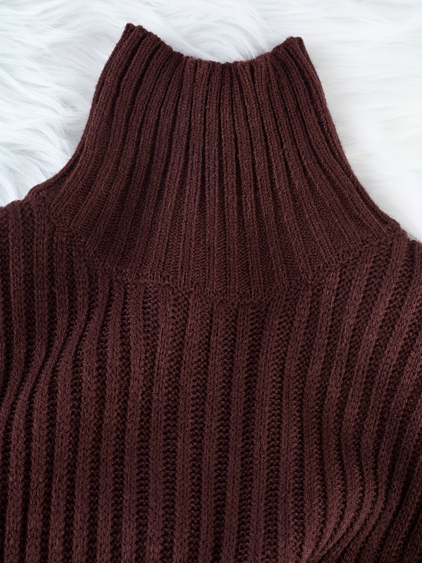 Colette fall sweater dress - neckline detail