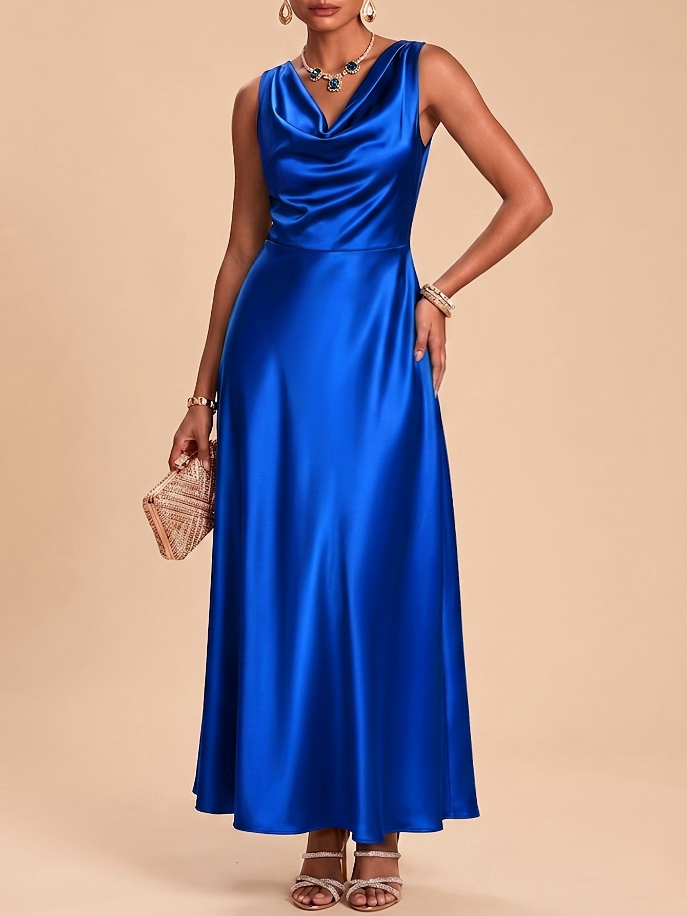 Constance fall evening gown - neckline detail