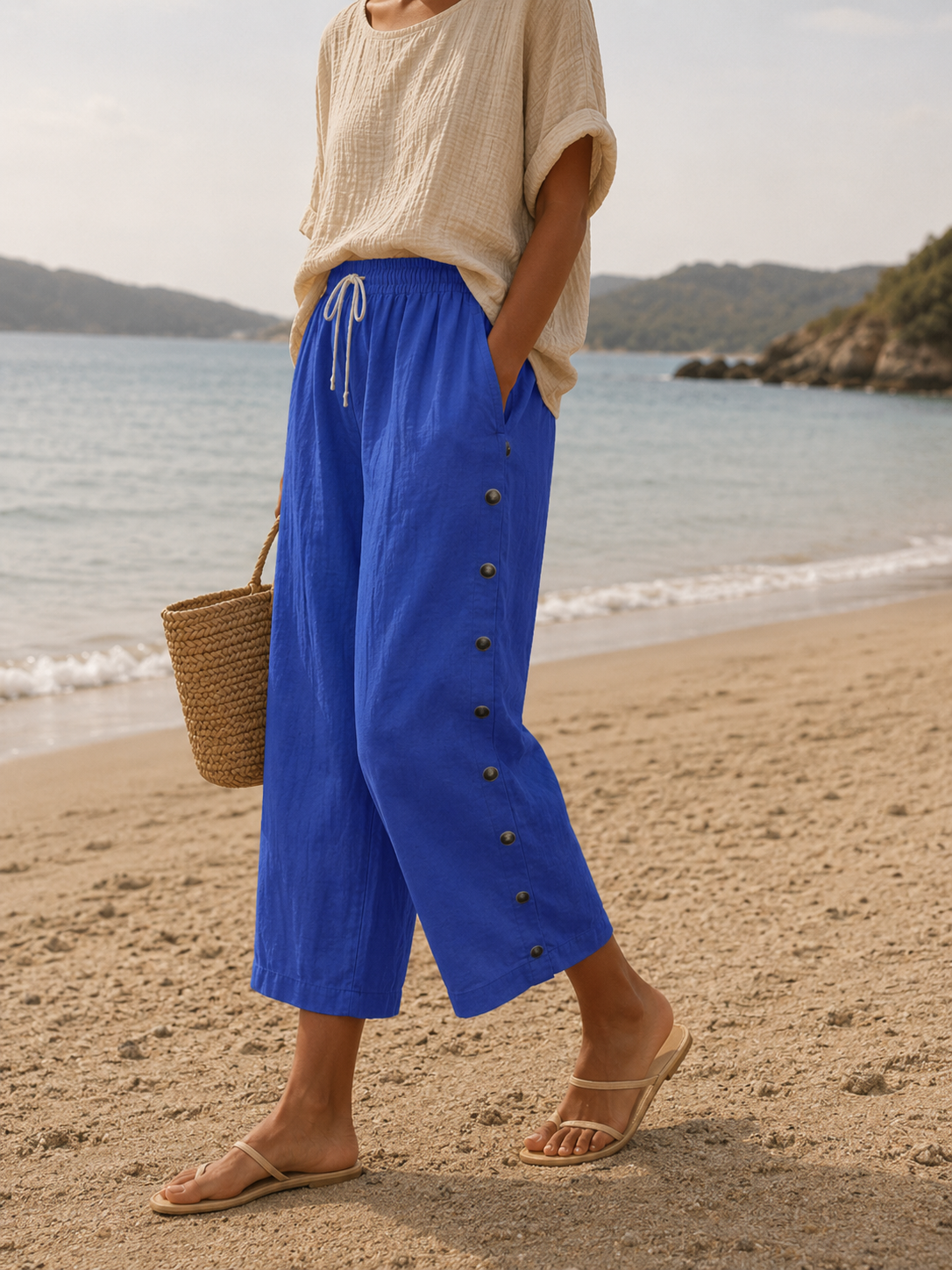 Coralie linen capri button detail - back view