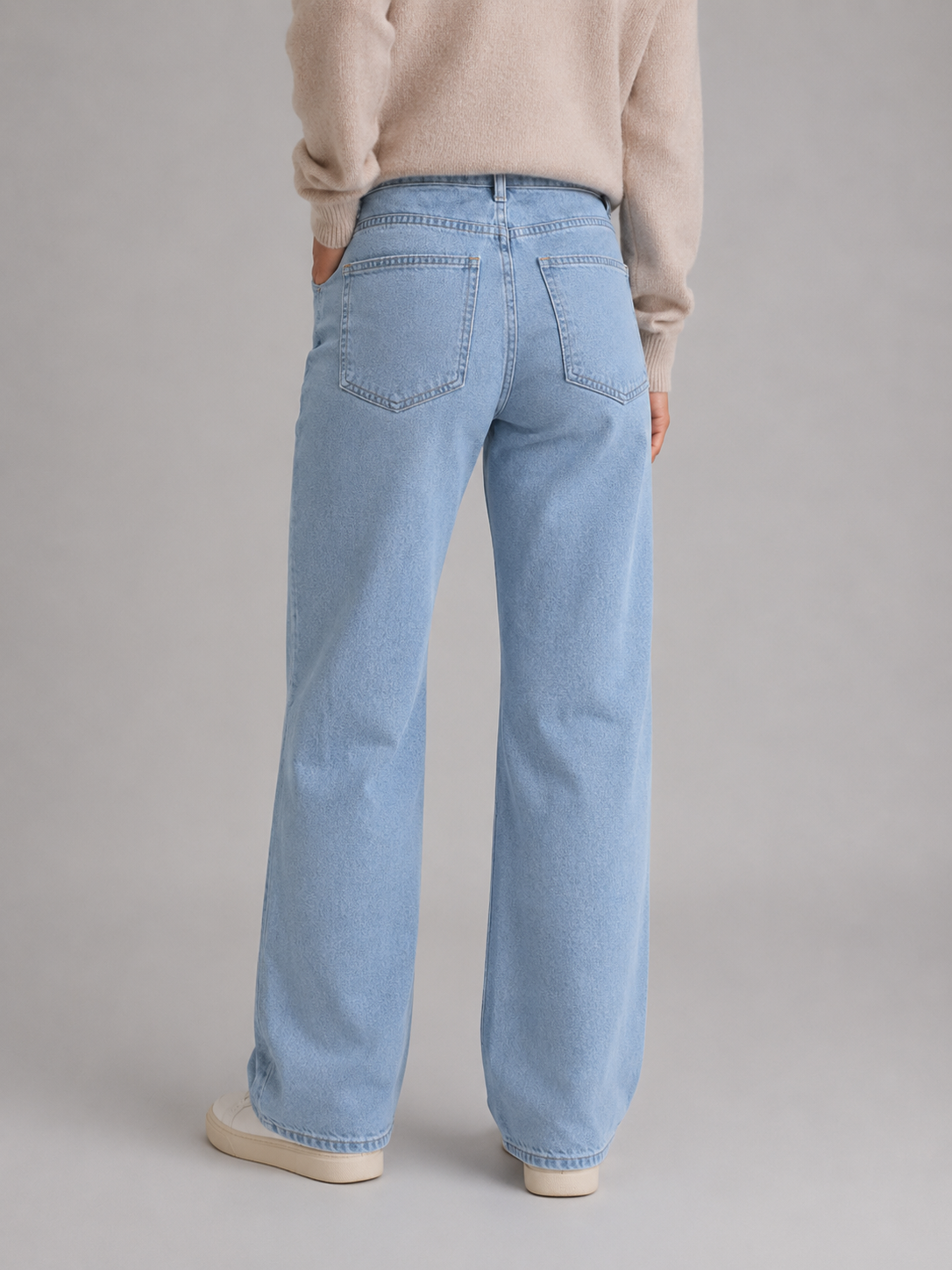 Della high waisted wide leg jeans light wash - side view