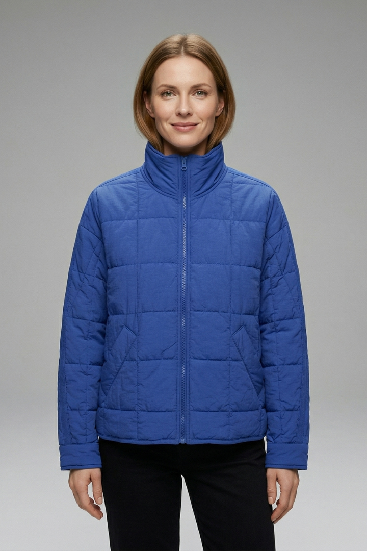 Donatella jacket with zip and quilted surface - side view