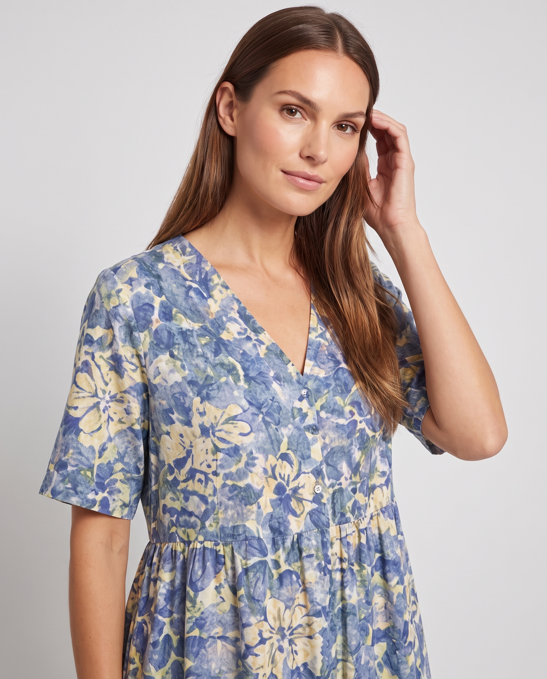 Hazel floral midi dress v neck summer - styled outfit 1