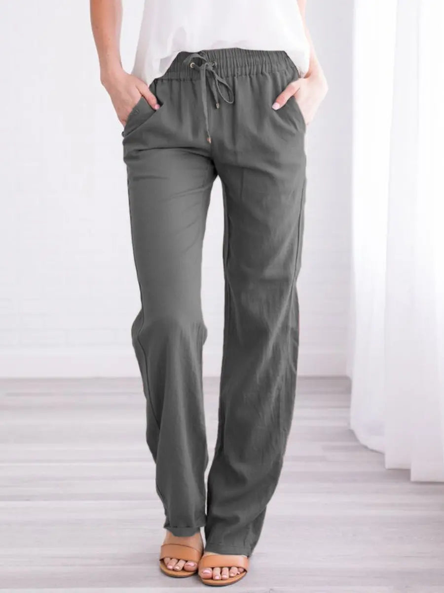 Ines linen trousers side pockets - back view