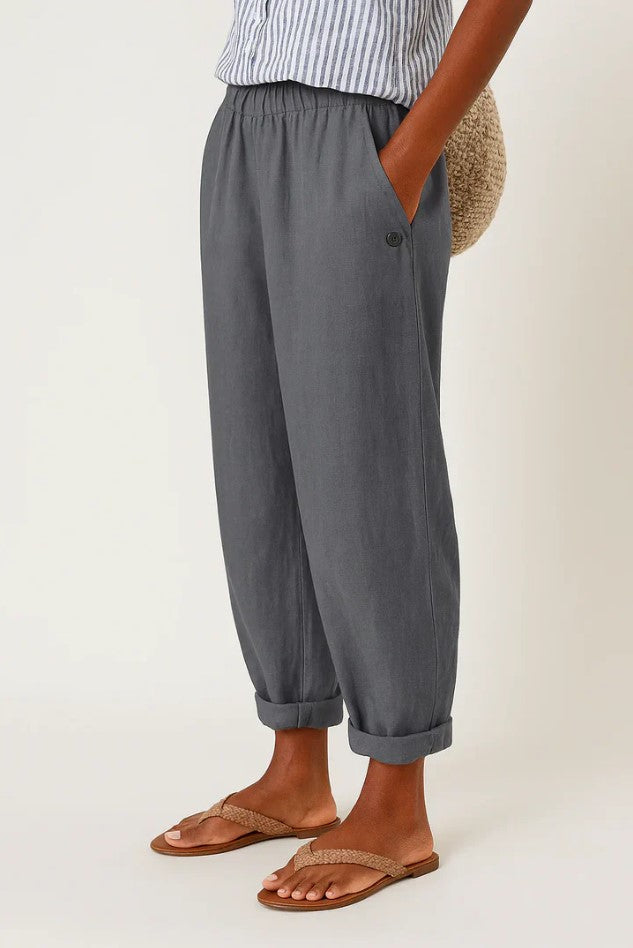 Josie everyday trousers - styled outfit 1