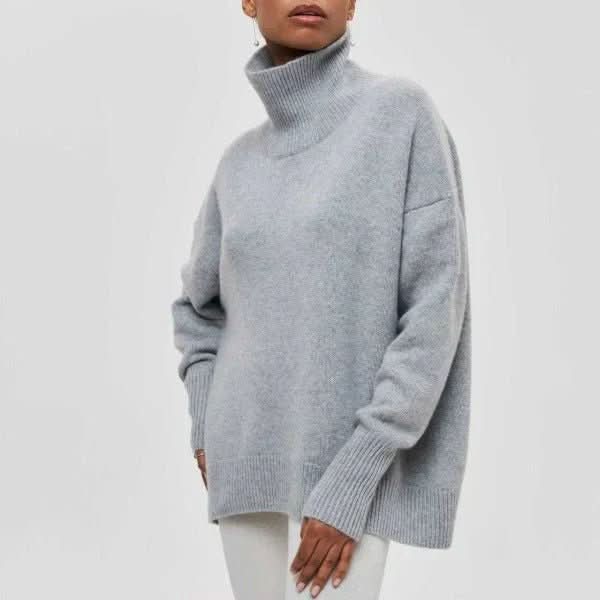 Laura | Oversized Turtleneck Sweater