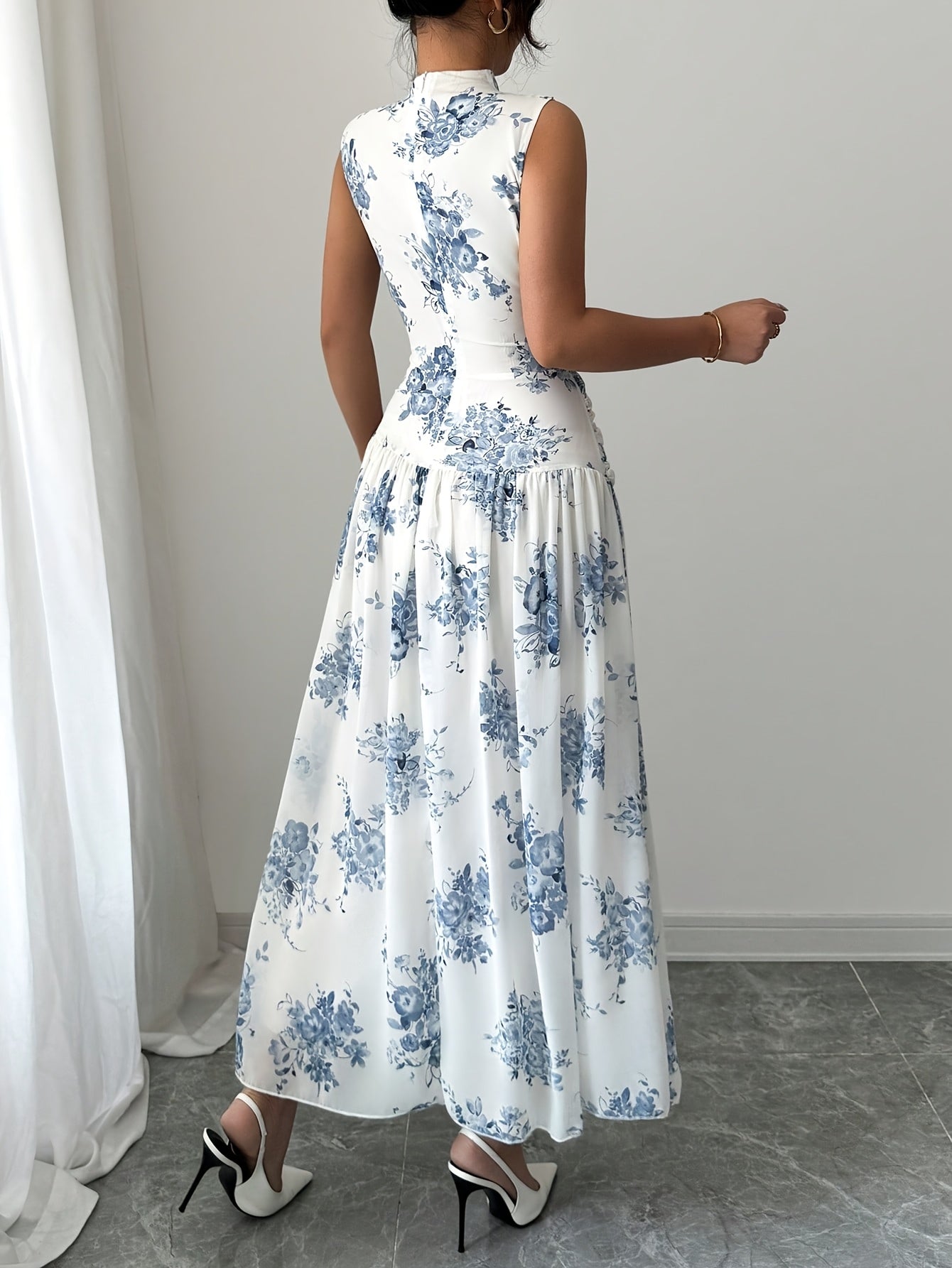 Marisol sleeveless floral dress - back view