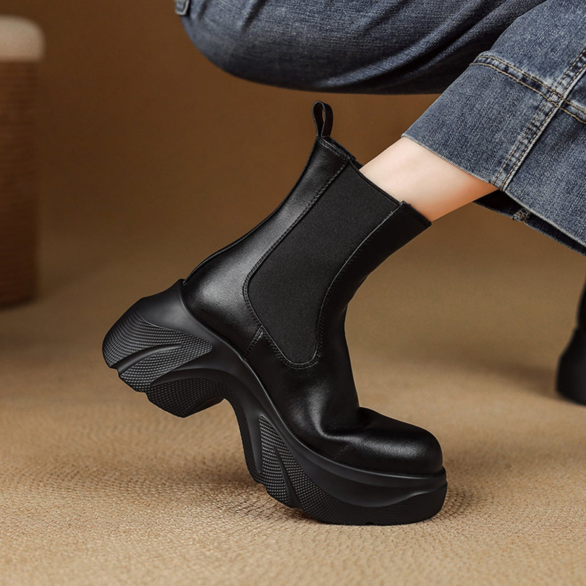 Rhiannon | Sculpted Chelsea Boots