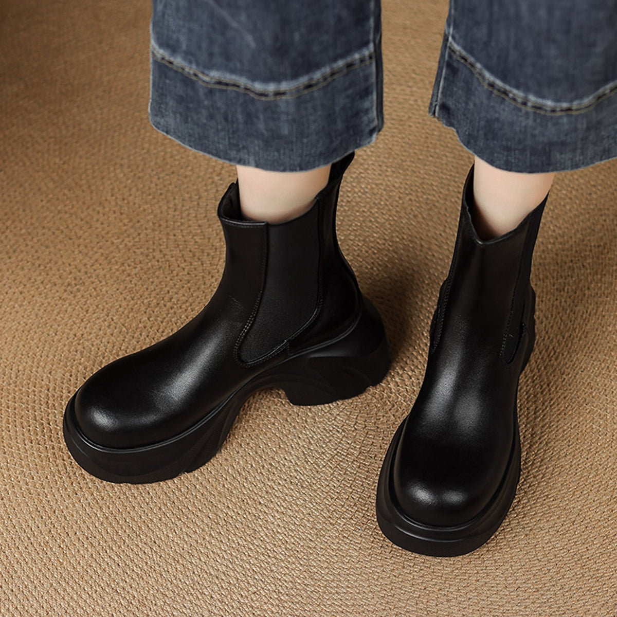 Rhiannon | Sculpted Chelsea Boots