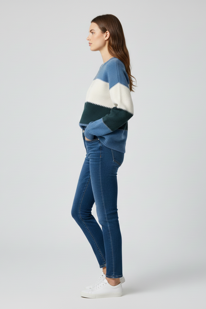 Rosabel sweater with striped surface - front view