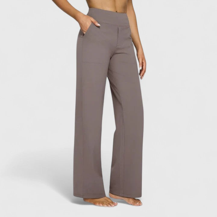 Vivienne wide leg pants with pockets - back view